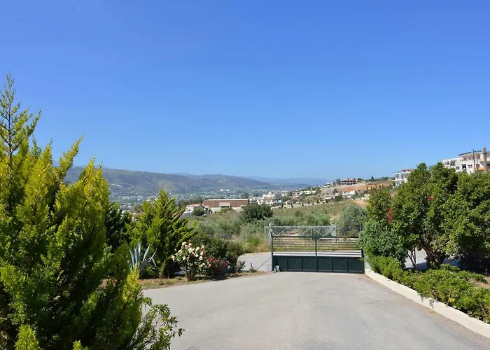 Feels Like * Chania (Crete)